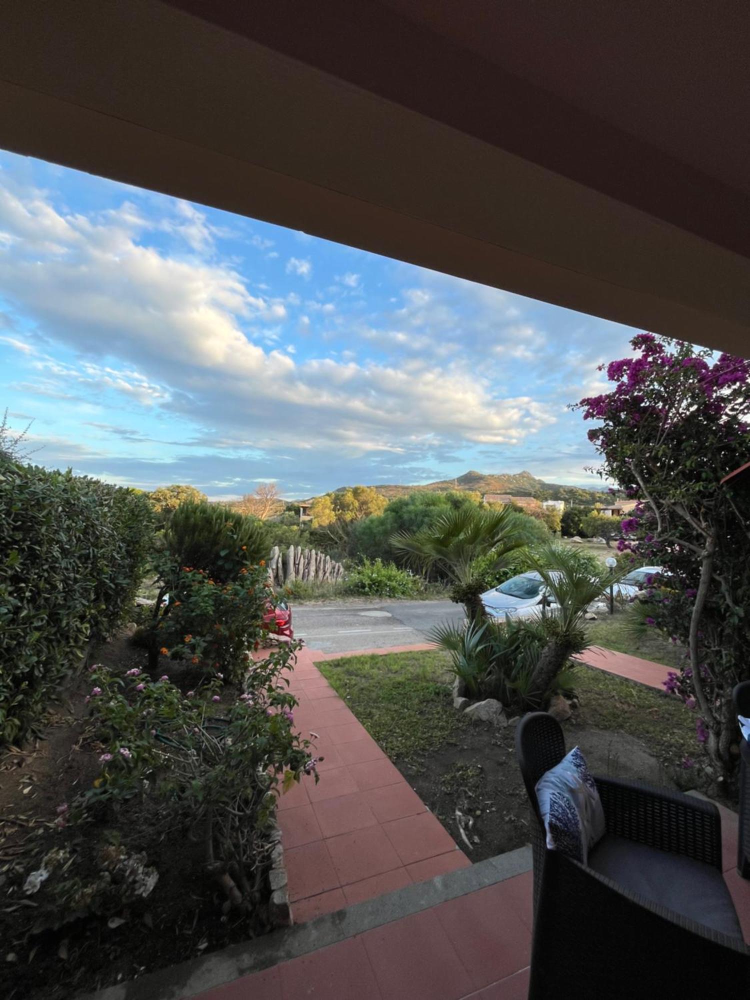 Casa Sviluppata Su Due Piani Con Doppia Veranda E Parcheggio Privato San Teodoro  Exterior photo